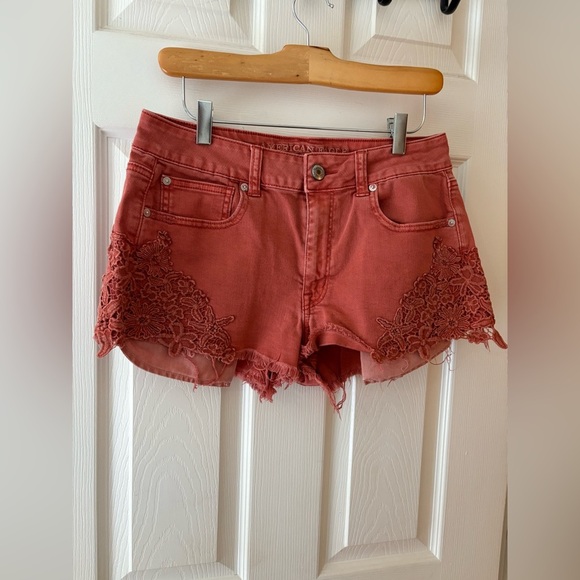 American Eagle stretch high rise festival shorts lace embroidered size 10 - Picture 2 of 9
